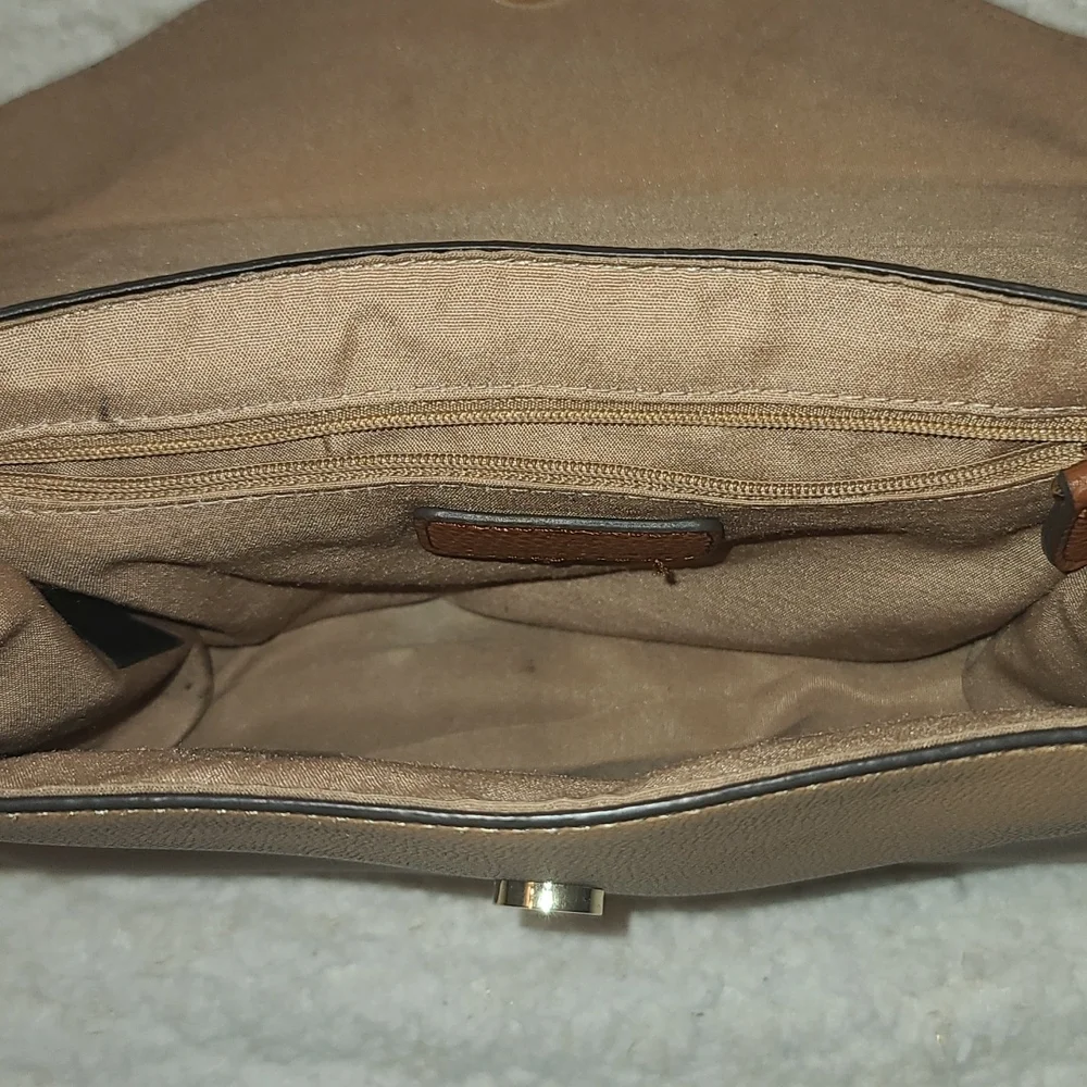 Handbag - Picture 3 of 3